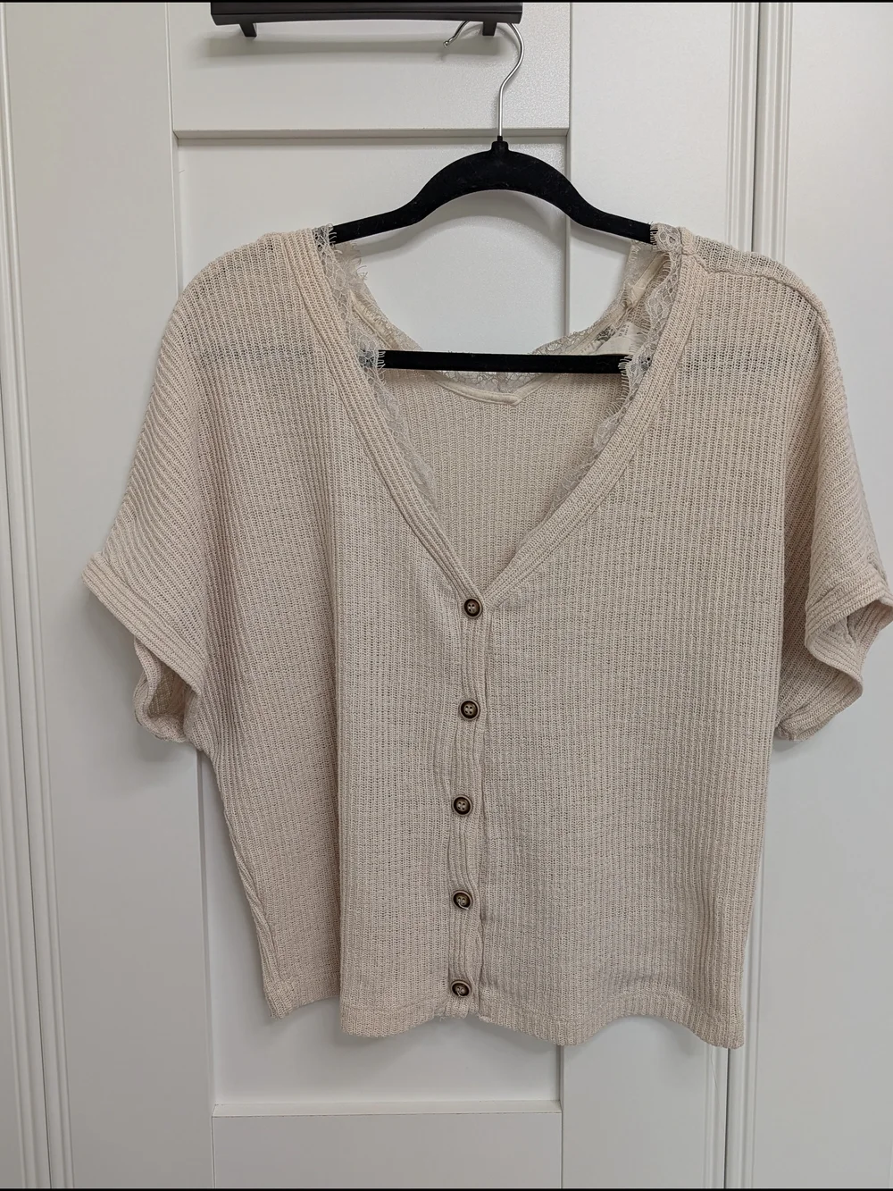 Blu Pepper Cream Ribbed Button-Front Short Sleeve Top - Picture 2 of 9